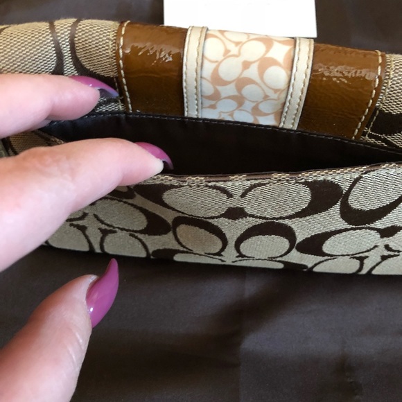 Coach Wallet - Picture 7 of 8